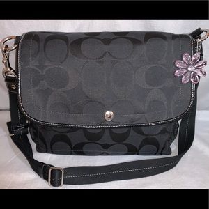 Coach Kyra Daisy Messenger/Laptop Bag Black XL EUC